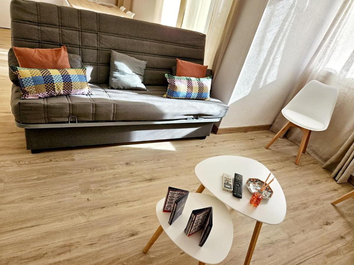 Apartamento Familiar En Triana Seville Exterior photo